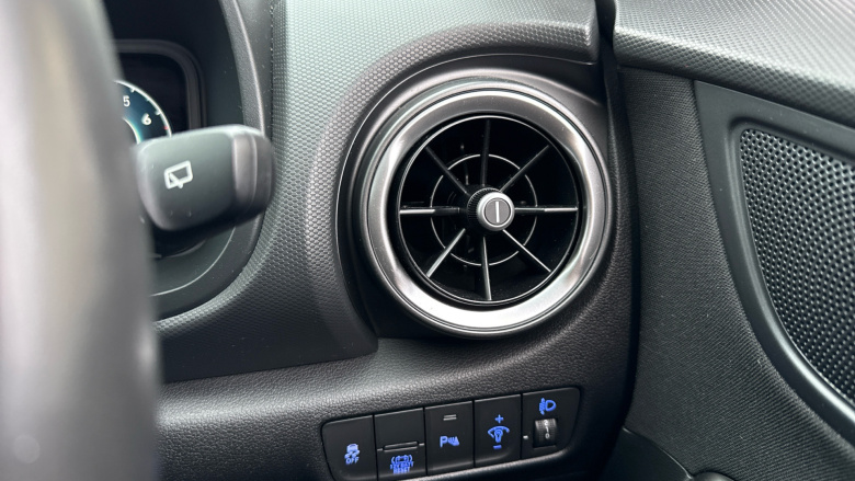 Hyundai KONA 1.6 GDi Hybrid Premium 5dr DCT Hybrid Hatchback